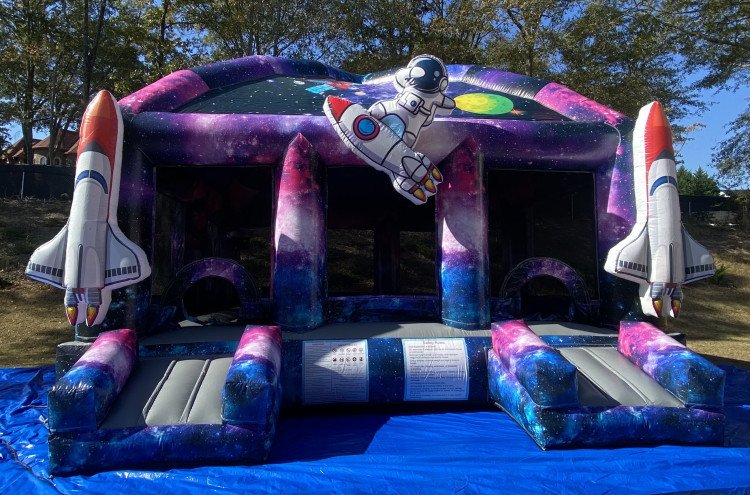 Moonwalker  MEGA XL Bounce House